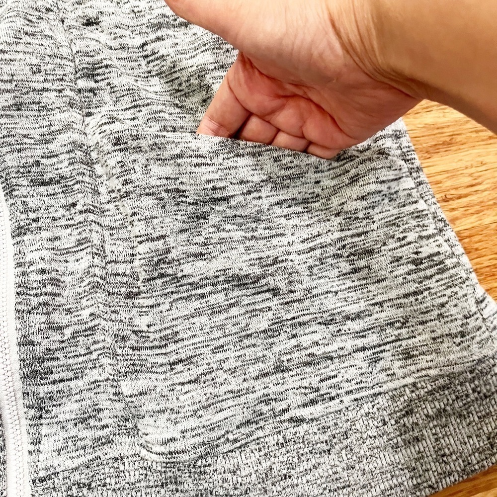 Athleta gray, black, white full zip sweatshirt jacket with hood & pockets. XL - Picture 5 of 12